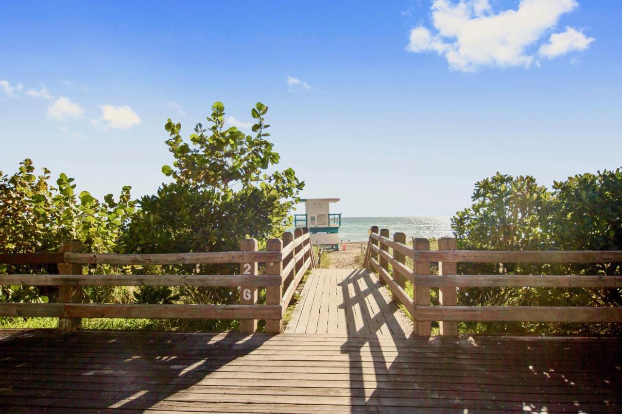Lorraine Hotel Miami Beach Exterior photo